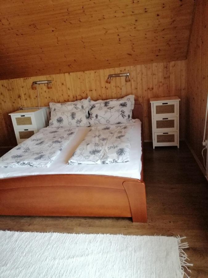 Goldenvendeghaz Villa Balatonszabadi Fürdőtelep Buitenkant foto
